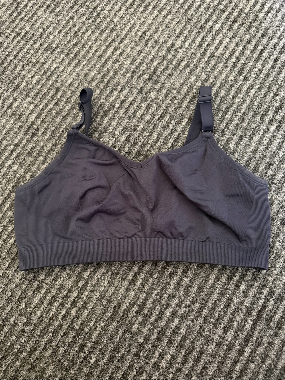 knix Wireless Seamless Bralette - Dark Gray and blue